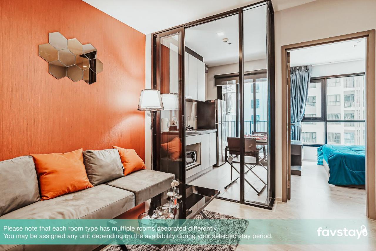 Favstay - The Base Central Pattaya Esterno foto