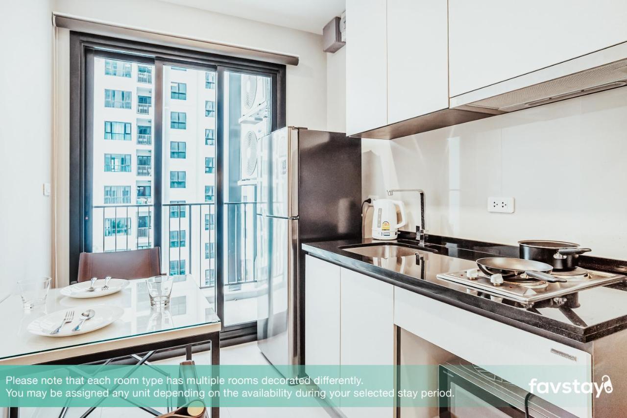 Favstay - The Base Central Pattaya Esterno foto
