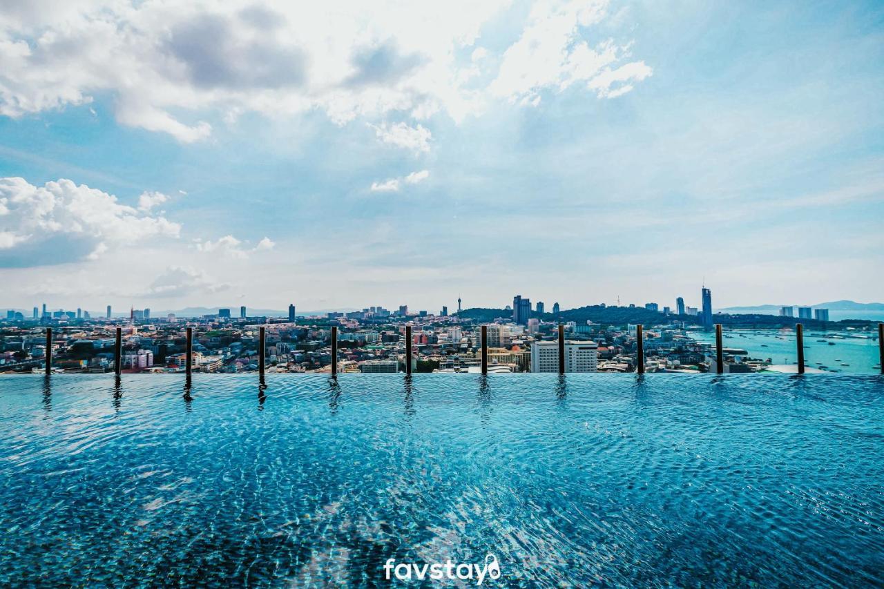 Favstay - The Base Central Pattaya Esterno foto