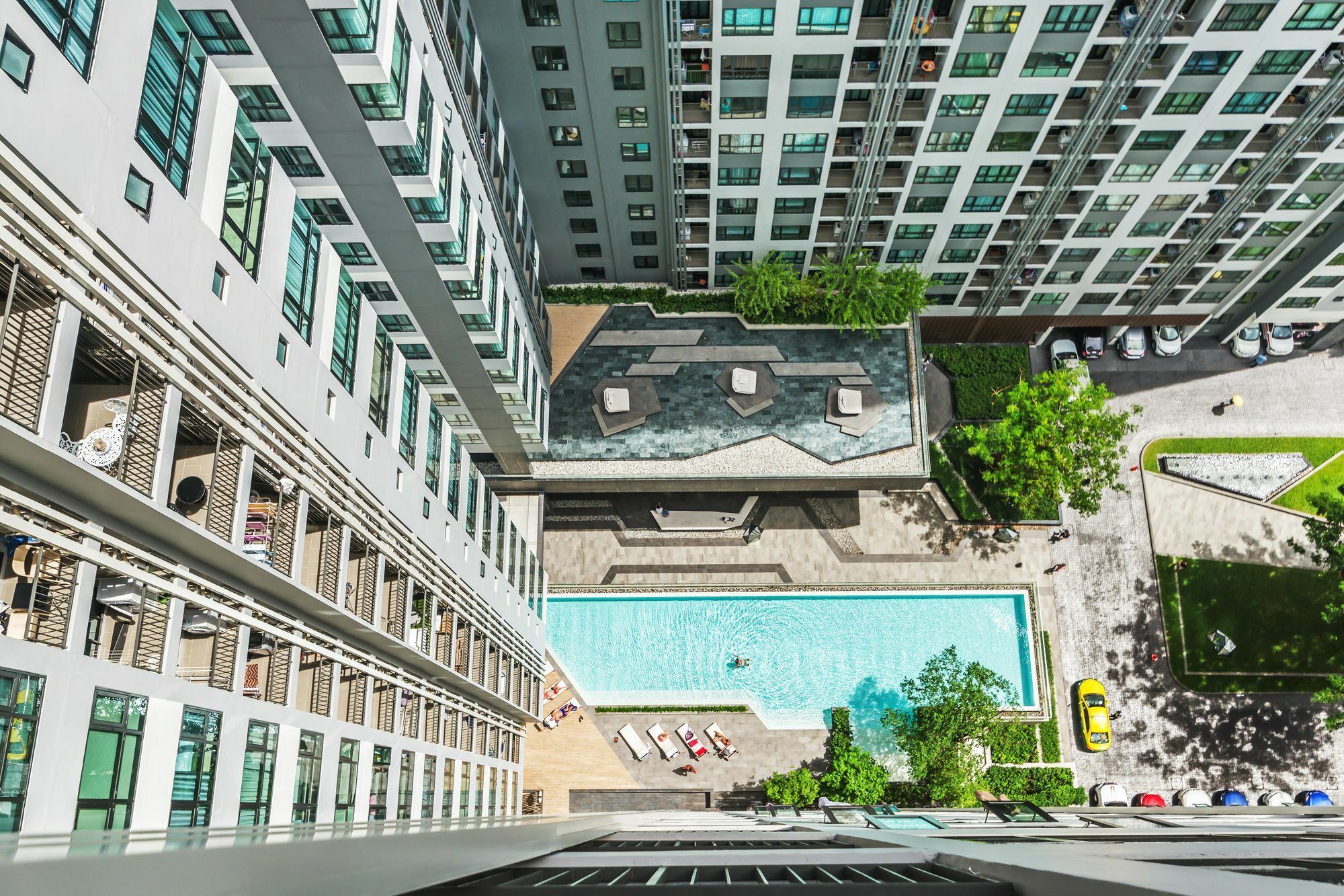 Favstay - The Base Central Pattaya Esterno foto