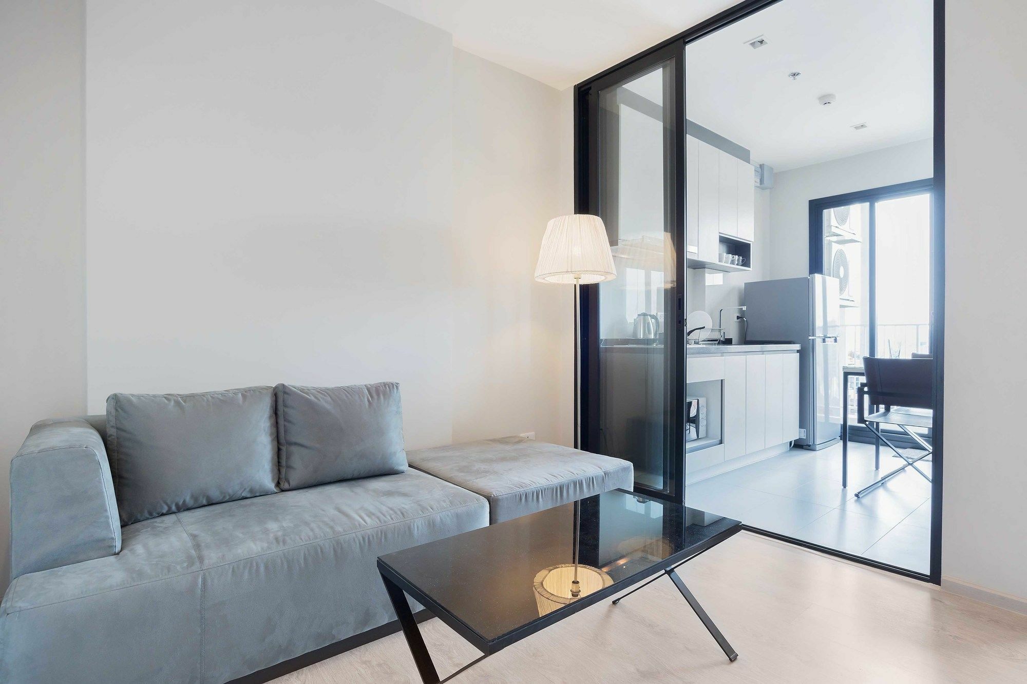 Favstay - The Base Central Pattaya Esterno foto